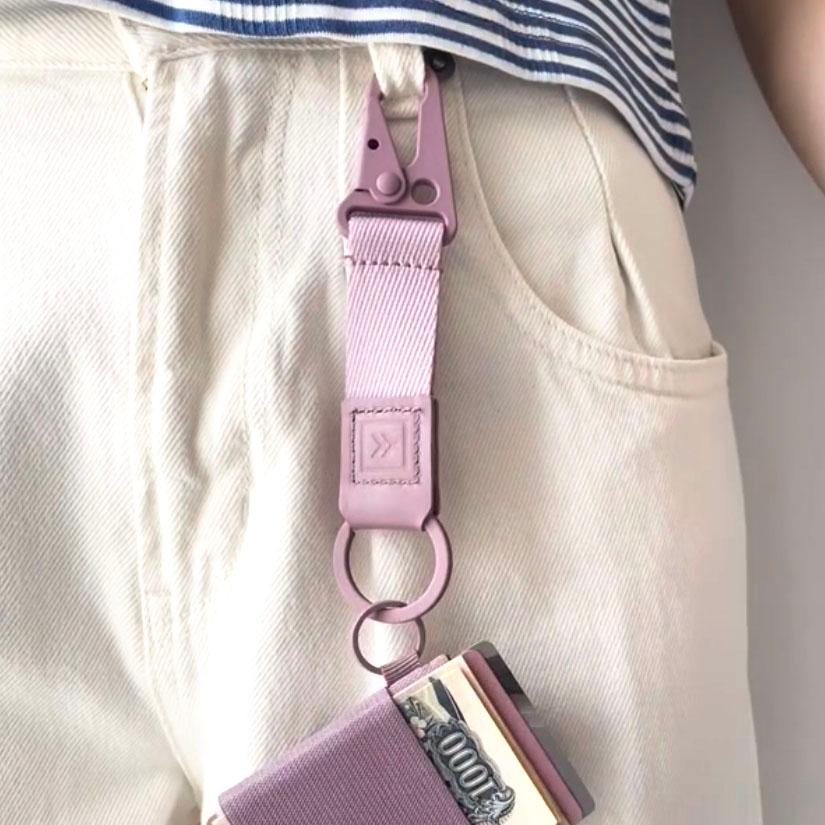 爆買 キークリップ キーチェーン キーホルダー スレッド THREAD 鍵 Keychain Clipカラビナ付き 鍵を守る なくさない 携帯 かわいい 【メール便8点まで】 |  | 18
