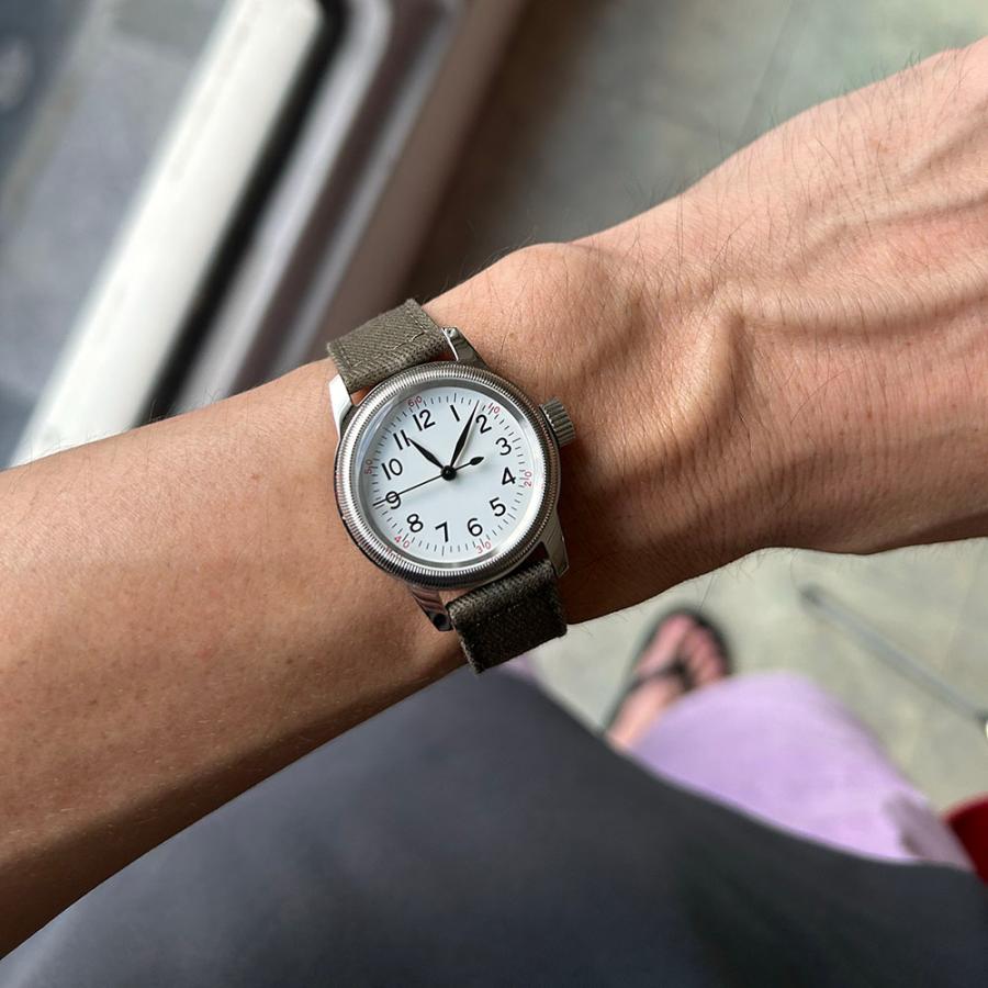 モントルロロイ アーミーウォッチ時計 M.R.M.W. (Montre Roroi Military Watch/モントルロロイ