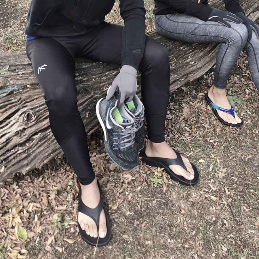 【新品未使用】OOFOS/ウーフォス　OOriginal リカバリーサンダル OOFOS ウーファス OORIGINAL リカバリーサンダル 26cm ユニ