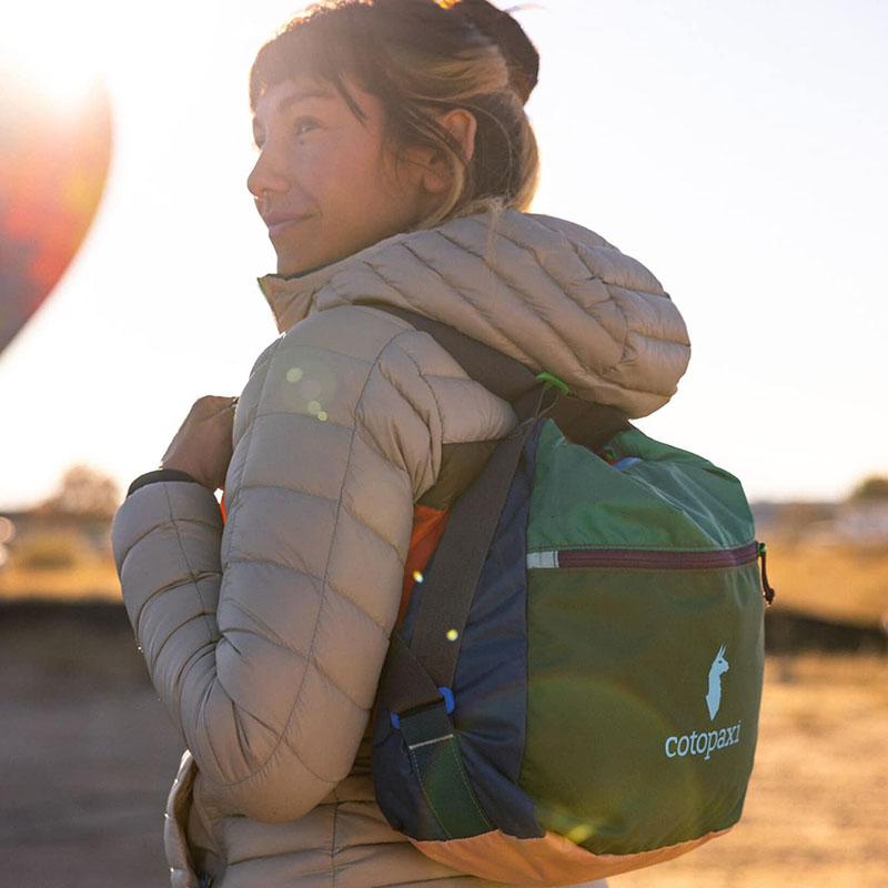 コトパクシ バック【新品】 cotopaxi（コトパクシ） バッグ ショルダーバッグ COTOPAXI TAAL