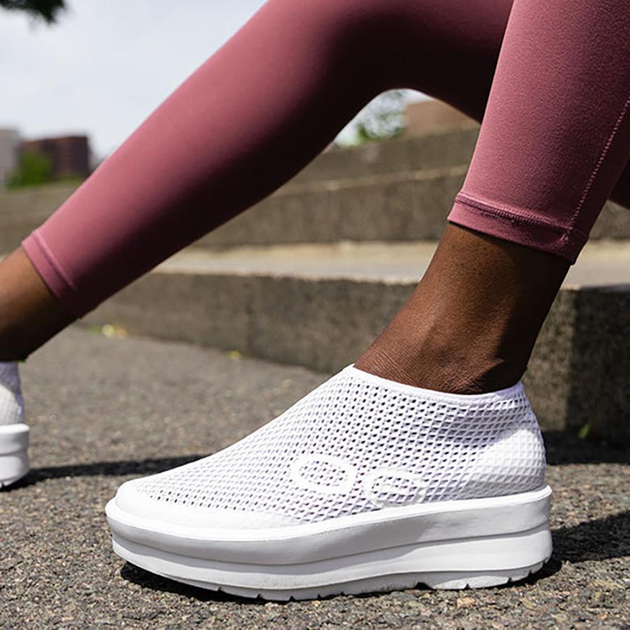 【超美品】Oofos Oomega Chukka ウーメガチャッカ 楽天市場】ウーフォス/OOFOS Women's OOmega Chukka（ウーメガ