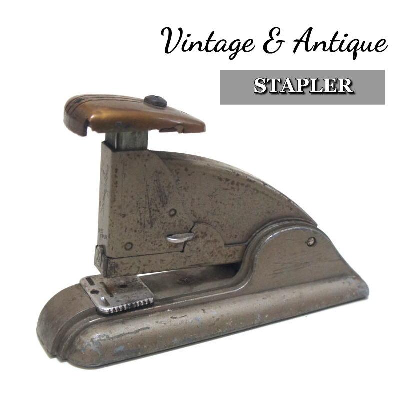 【送料無料】ホチキス ステープラー U.S.A 米国 1950s スチール文具 事務用品 鉄 アールデコ調 オールド ビンテージ アンティーク | 