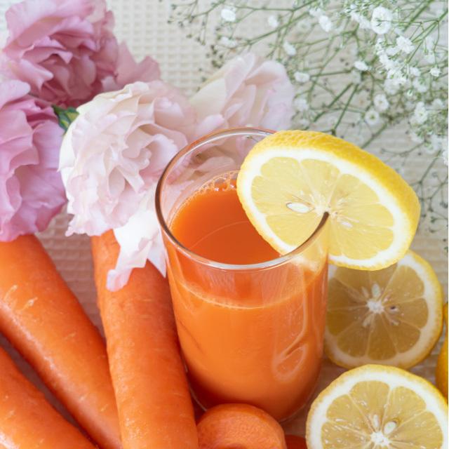 人参のほほえみ (Ｓ) 200ml 1本　にんじんジュース  農薬:栽培期間中不使用 ストレートジュース |  | 01