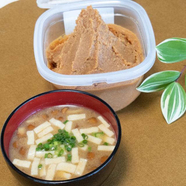 発芽玄米味噌　650g　長野県産玄米 農薬:栽培期間中不使用 | 