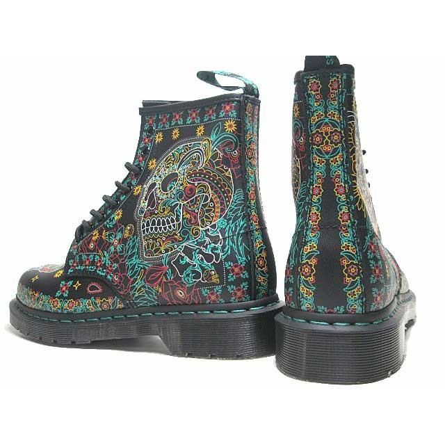 dr martens 1460 skull