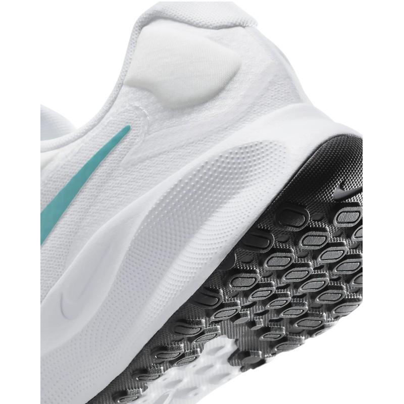 NIKE（ナイキ） NIKE FB2207-103 レボリューション 7 REVOLUTION 7