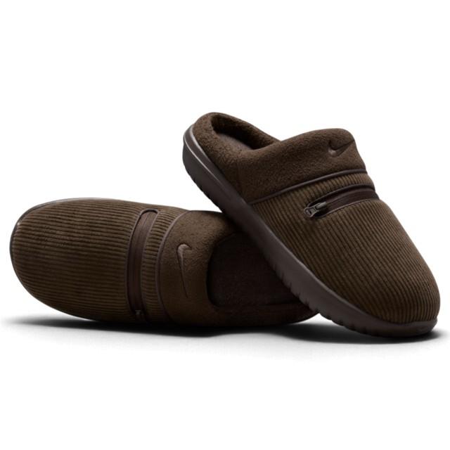 NIKE（ナイキ） BURROW SE FJ6040-200 スリップオンデザイン