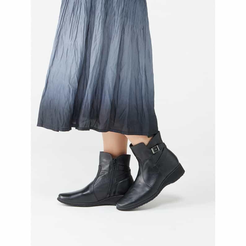 PEDALA（ペダラ） アシックス asics Pedala WP689M 3E ショートブーツ