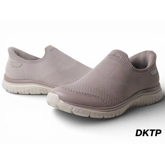 pino082416さん6-9-4 SKECHERS（スケッチャーズ） SKECHERS 104736 スリップインズ