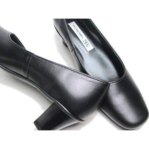 ゆきんこ ユキコ キミジマ Yukiko Kimijima 665 プレーントゥパンプス ブラック