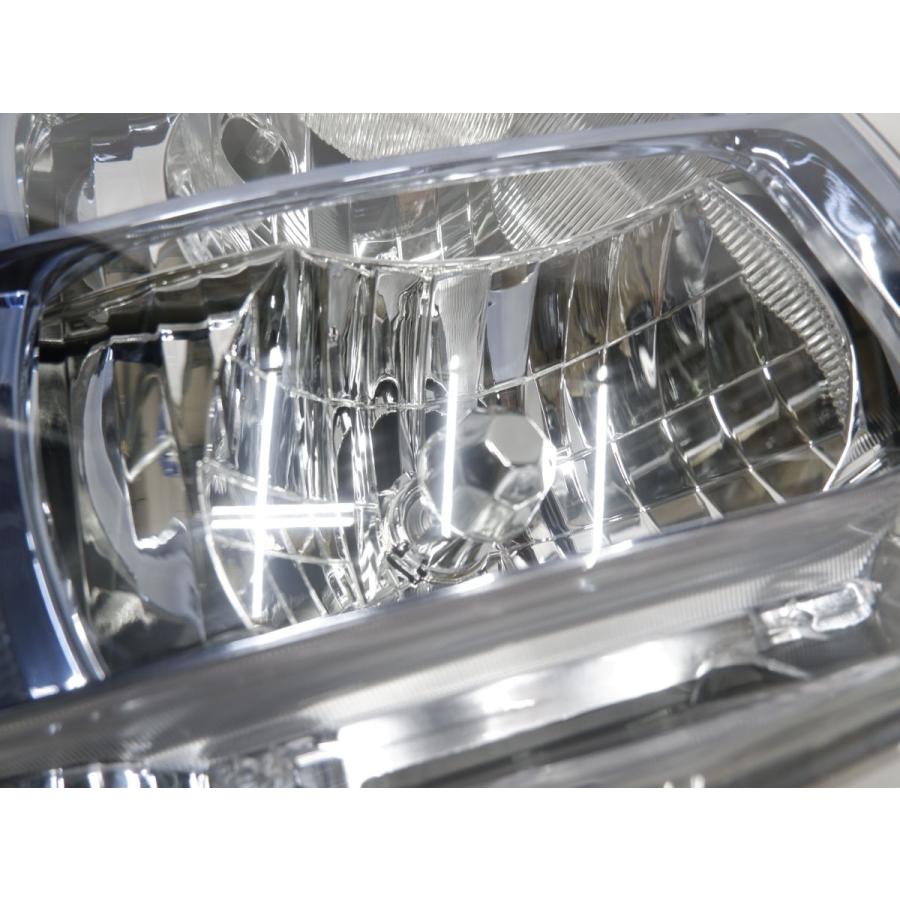 200系 ハイエース 3型 2型 1型 HID ヘッドライト レジアスエース