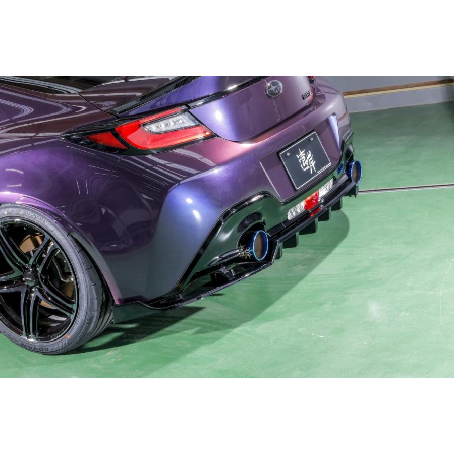湾岸 BRZ ZD8 マフラー FA24 車検対応 3P構造 チタン製 左右出し MT AT