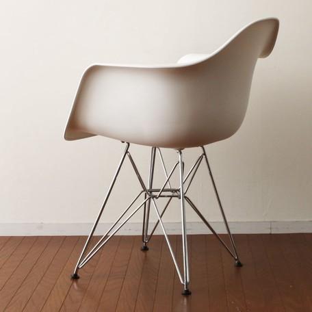 イームズ アームシェルチェア DAR リプロダクト ジェネリック製品 復刻