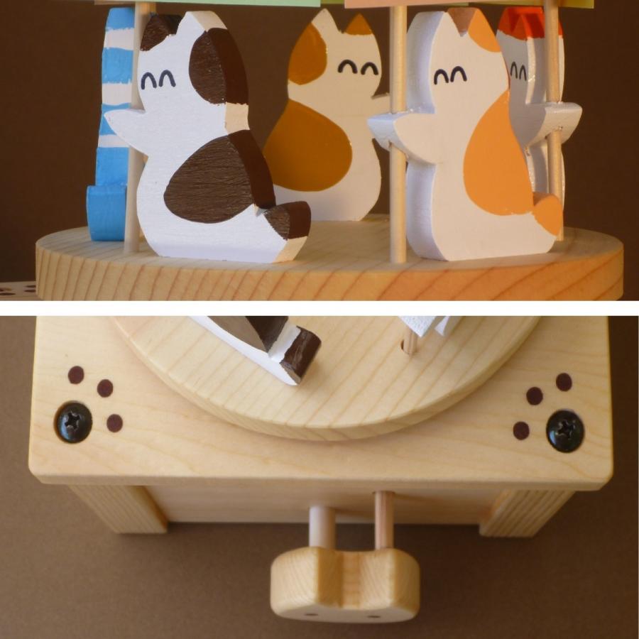 ネコがメッセージを伝える木製回転オルゴール（ボックスタイプ