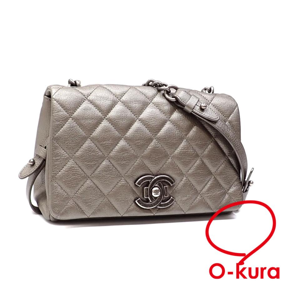 値下げしました シャネル チェーンショルダーバッグ ボーイシャネル 