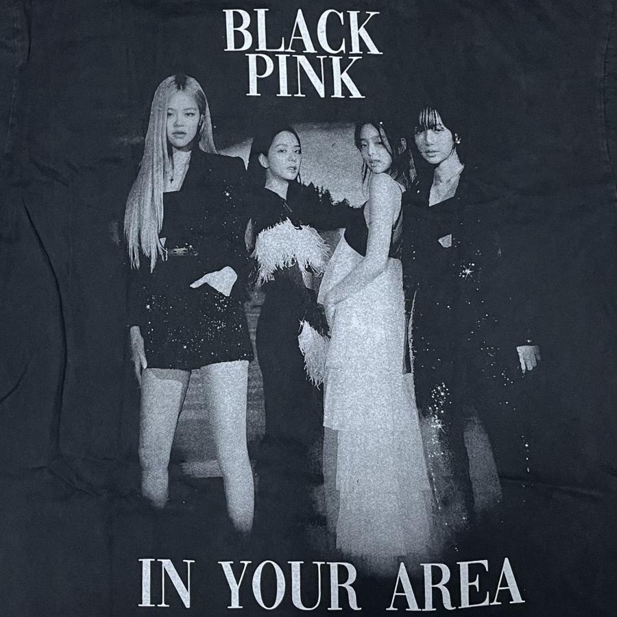 ロゼ着用 会場限定 BLACKPINK ソウルコン シャツMサイズ black 2025年最新】blackpink ソウルコン tシャツの人気アイテム