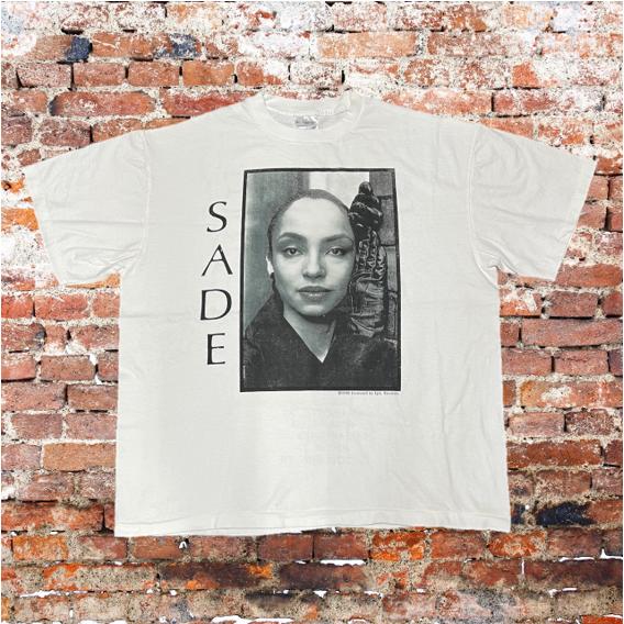 2011年 シャーデー SADE ワールドツアー T-シャツ M 両面プリント 2011年 シャーデー SADE ワールドツアー T-シャツ M 両面プリント