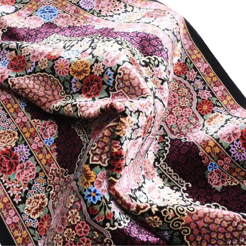 ペルシャ絨毯／エスファハーニヤン工房 128番 125×79cm イラン産 手織り  シルク100％ ラグ  ラグマット（FN-70300）の画像