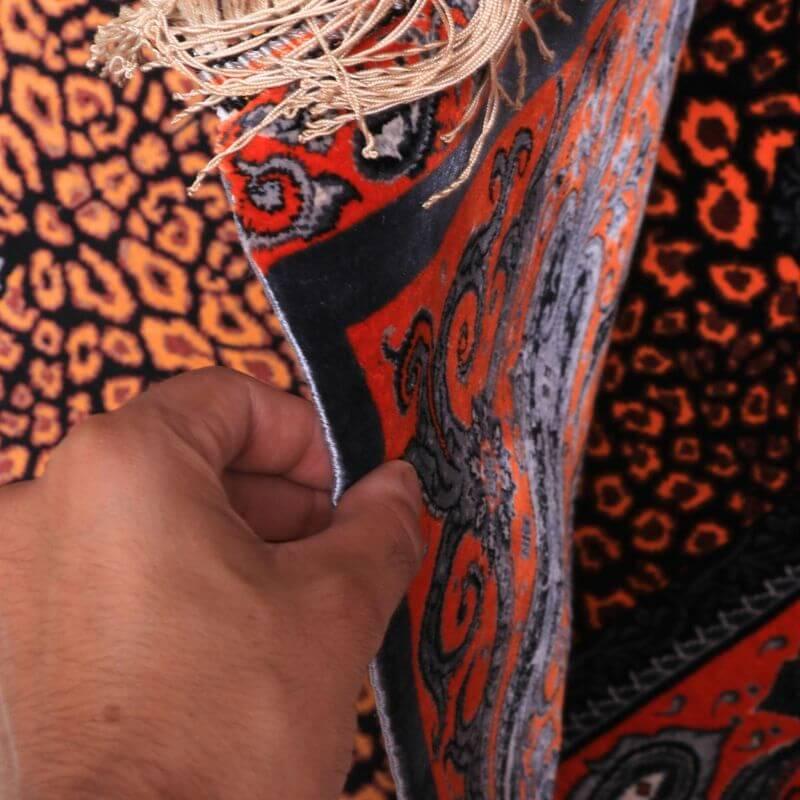 ペルシャ絨毯／クム 124×80cm イラン産 手織り  シルク100％ ラグ  ラグマット（FN-70326）の画像