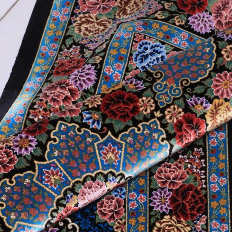 ペルシャ絨毯／エスファハーニヤン工房 128番 124×80cm イラン産 手織り  シルク100％ ラグ  ラグマット（FN-70328）の画像