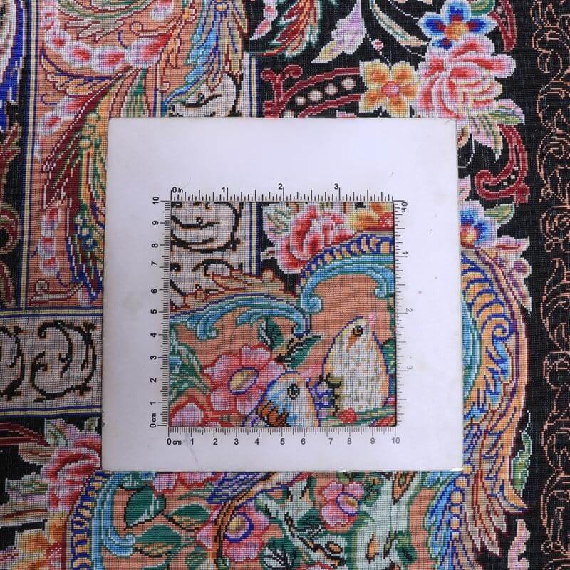 ペルシャ絨毯／モハンマディー工房 199×137cm イラン産 手織り  シルク100％ ラグ  ラグマット（FN-70339）の画像