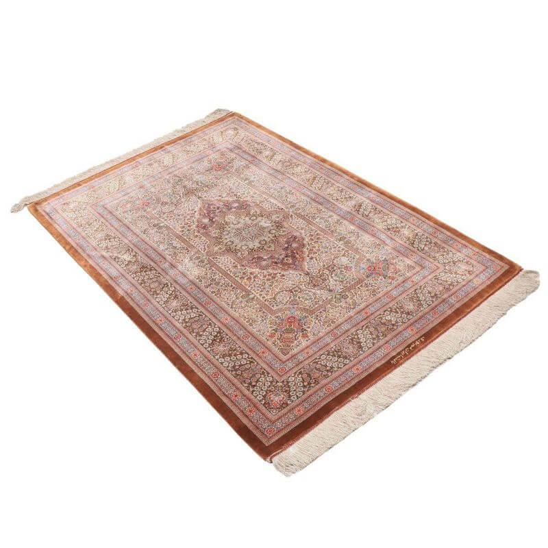 ペルシャ絨毯／ヌーリ工房 151×101cm イラン産 手織り  シルク100％ ラグ  ラグマット（FN-70352）の画像