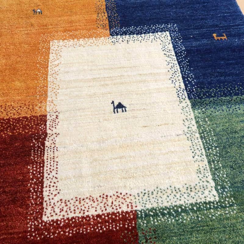プレミアムギャッベ/ホシナマイ(カシュクリ) 181×122cm プレミアムギャッベ/ホシナマイ(カシュクリ) 181×122cm