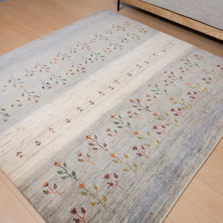 ギャッベ／アマレ 188×199cm イラン産 手織り リビング ウール ラグ