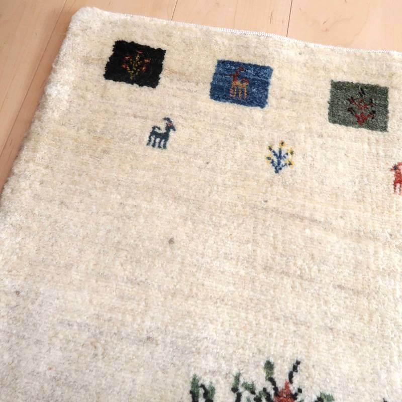 本日限定価格　ギャッベ　ルリバフ　イラン産　玄関マット 最高級ギャッベ／ルリバフ 131×86cm イラン産 ギャベ 手織り