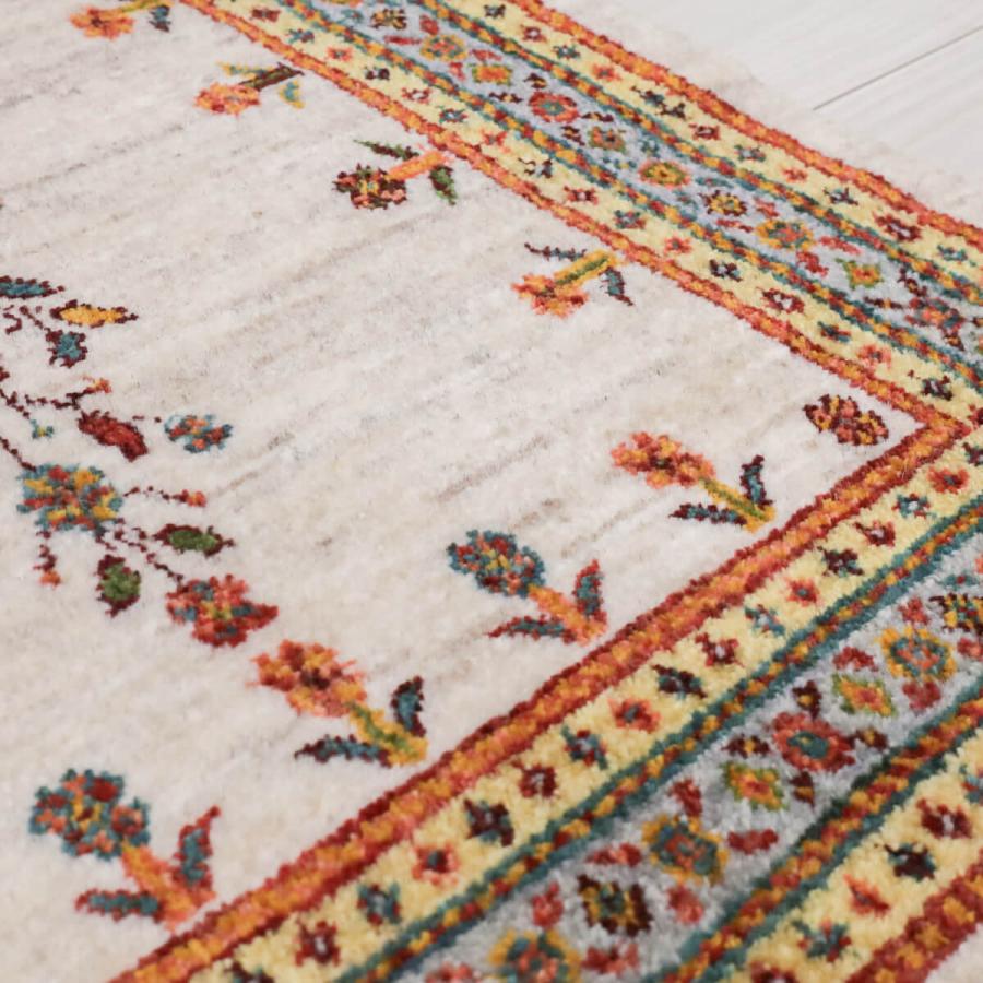 ギャッベ／ルリバフ 96×64cm イラン産 手織り リビング ウール ラグ