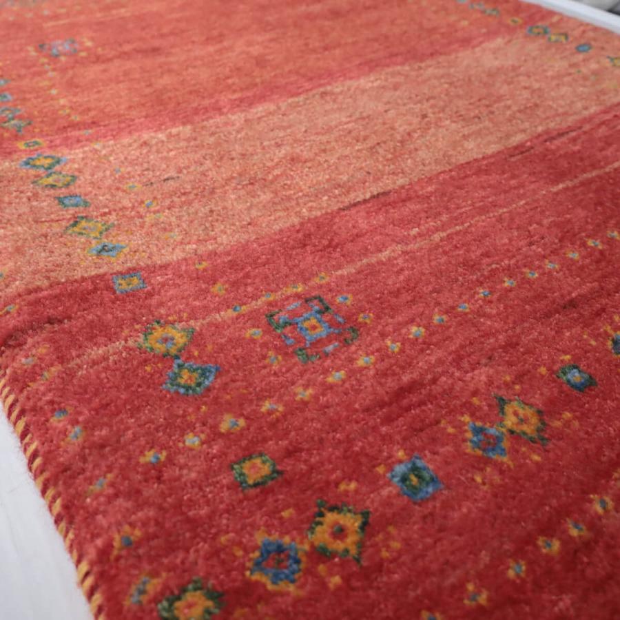 ギャッベ／カシュクリ 86×65cm イラン産 手織り リビング ウール ラグ