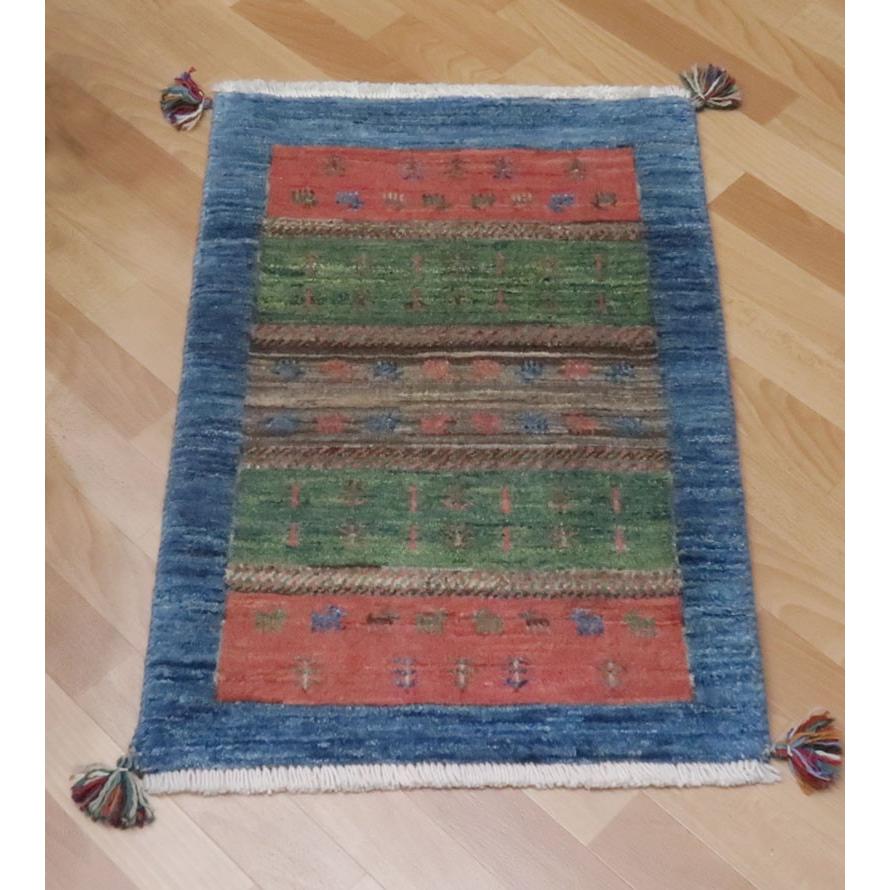 プレミアムギャッベ 絨毯／ホシナマイ（カシュクリ） 83×55cm イラン産