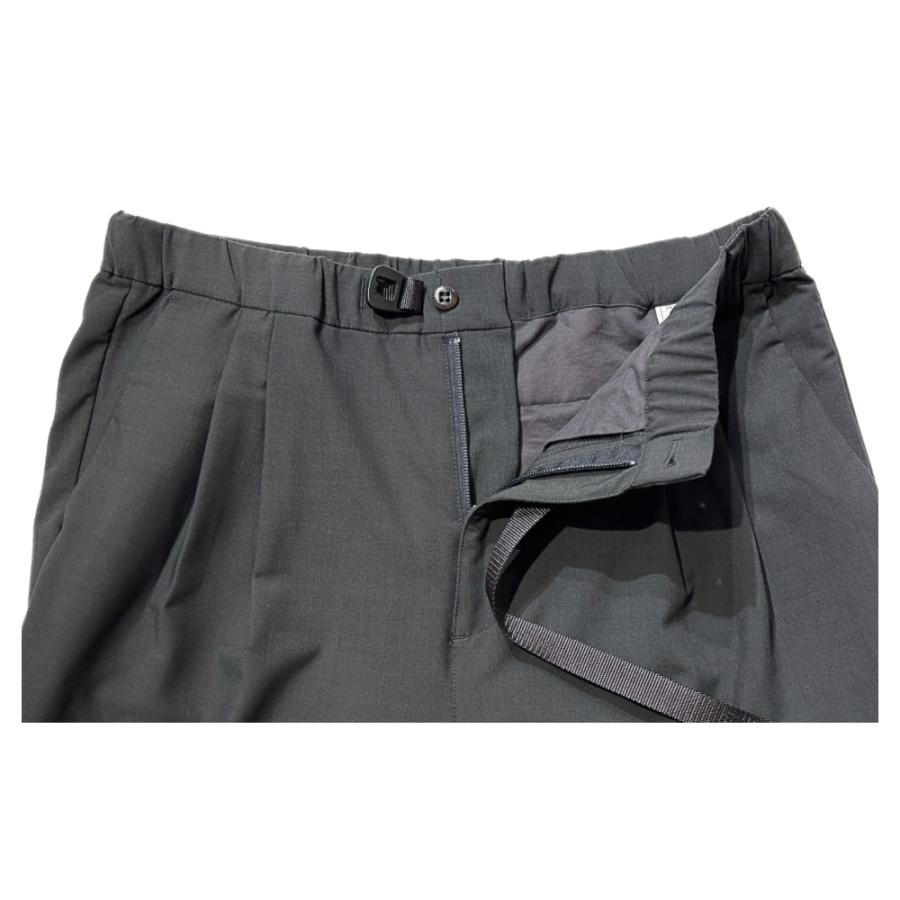 WHITE MOUNTAINEERING（ホワイトマウンテニアリング） ×GRAMICCI 2TUCK
