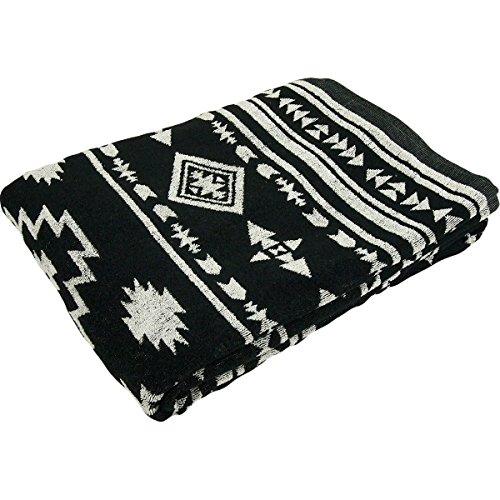 タオルケット 綿100 ジャガード織 オルテガ柄 シングルサイズ 140 0cm ブラック S 0624 オンライン プレミア ストア 通販 Yahoo ショッピング