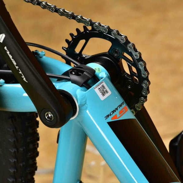 GT ジーティー 2025年モデル AVALANCHE COMP アバランチェ コンプ 27.5インチ マウンテンバイクの画像