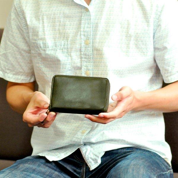 うのにもお得な情報満載 ダコタブラックレーベル Dakota レディース メンズ 上品 ブランド 二つ折財布 ラウンドファスナー 二つ折り財布 Gaudi ガウディ Label Black 二つ折り財布 カラー 2 チョコ Binghamtonhots Com