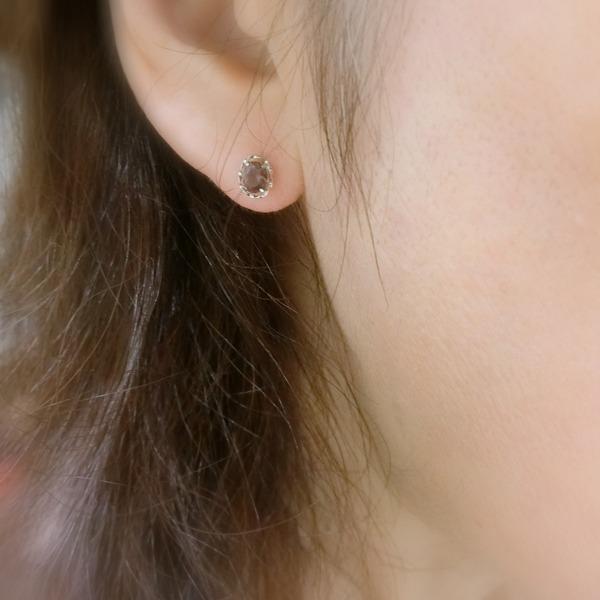 送料無料】プラチナ製カラーチェンジガーネットピアス□4226 : OASIS夢