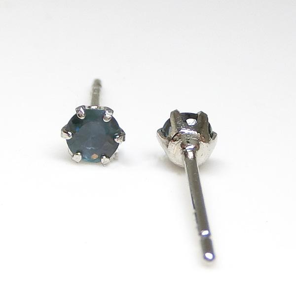 【送料無料】ブラジル産プラチナ製天然アレキサンドライトスタッドピアス計0.26ｃｔ■4060-1の画像