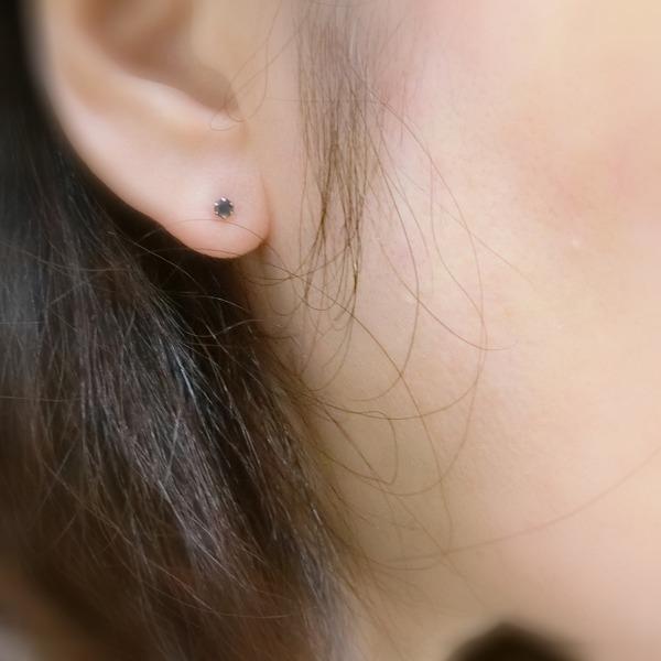 【送料無料】ブラジル産プラチナ製天然アレキサンドライトスタッドピアス計0.26ｃｔ■4060-1の画像