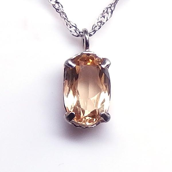 送料無料】プラチナ製インペリアルトパーズネックレス0.66ct□4293 