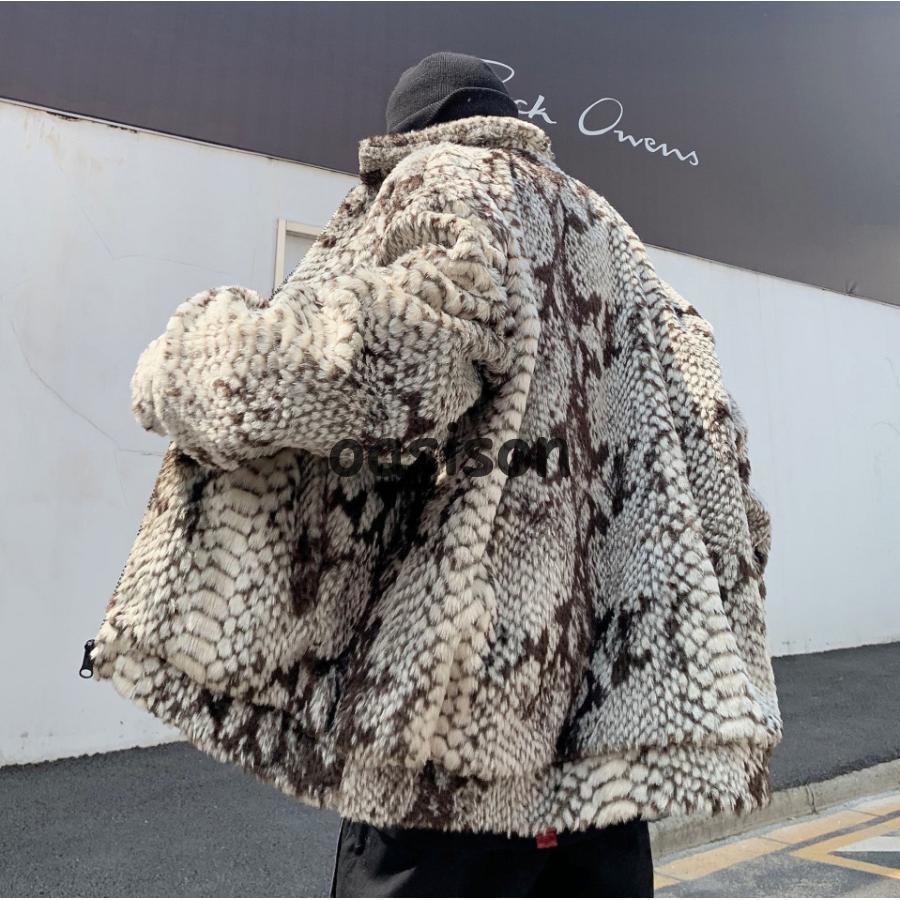 ビッグシルエット ファージャケット モコモコ パイソン ヘビ柄 ビッグシルエット ファージャケット モコモコ パイソン ヘビ柄