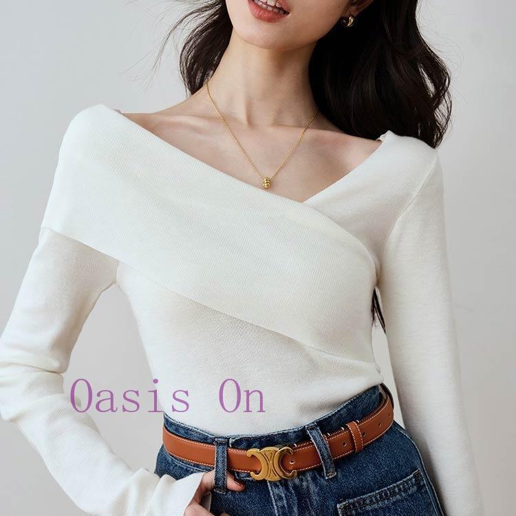 オフショルトップス　ニットトップス　新品未使用 オフショルニットトップス セーター クロスオフショルダー tシャツ