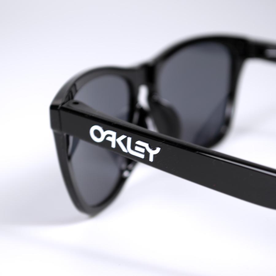 オークリー フロッグスキン　9245-7554 USA製　美品 Frogskins オークリー フロッグスキン oo9245-7554 ローブリッジ