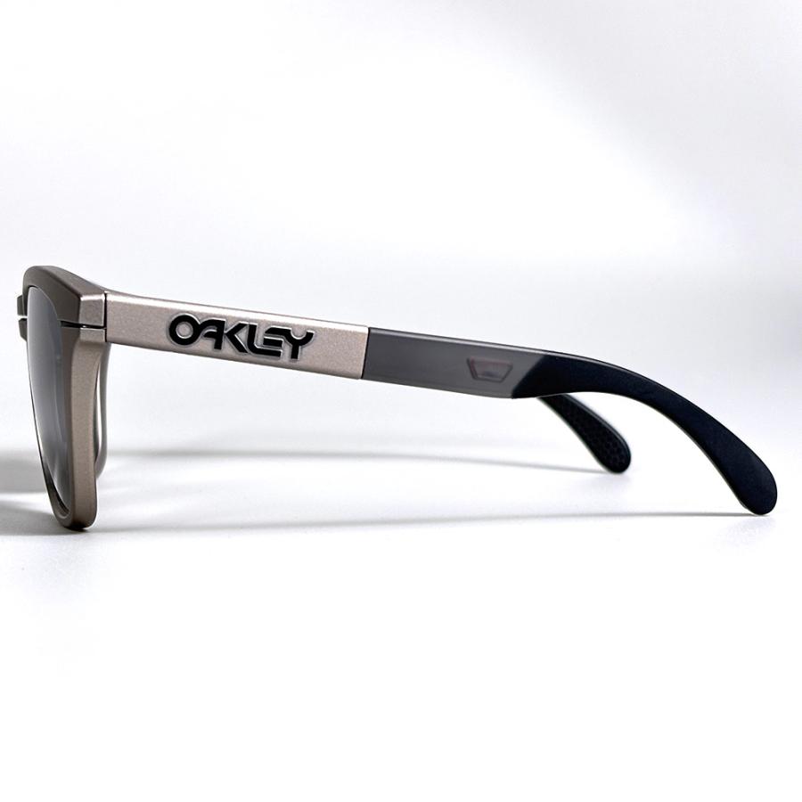 OAKLEY（オークリー） フロッグスキン レンジ oo9284a-1555 ロー