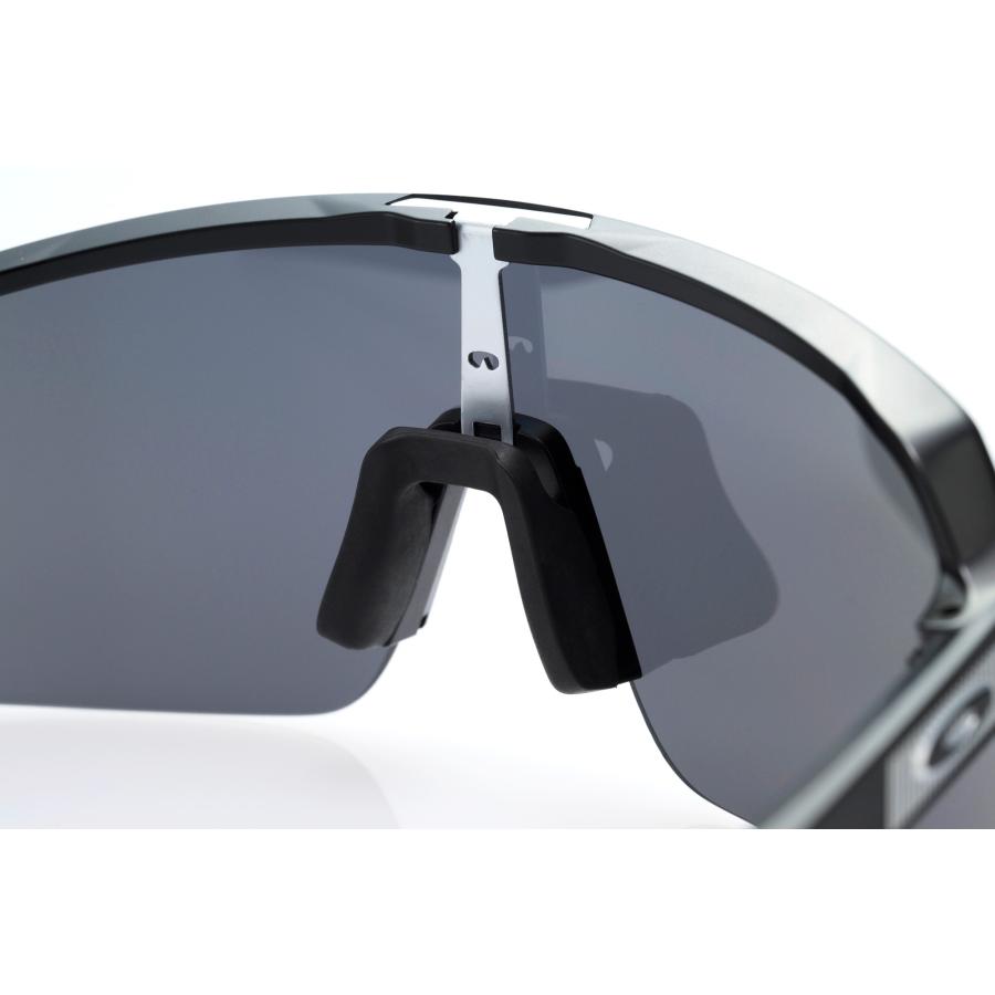 OAKLEY オークリー スートロ ライト エス oo9496-0134