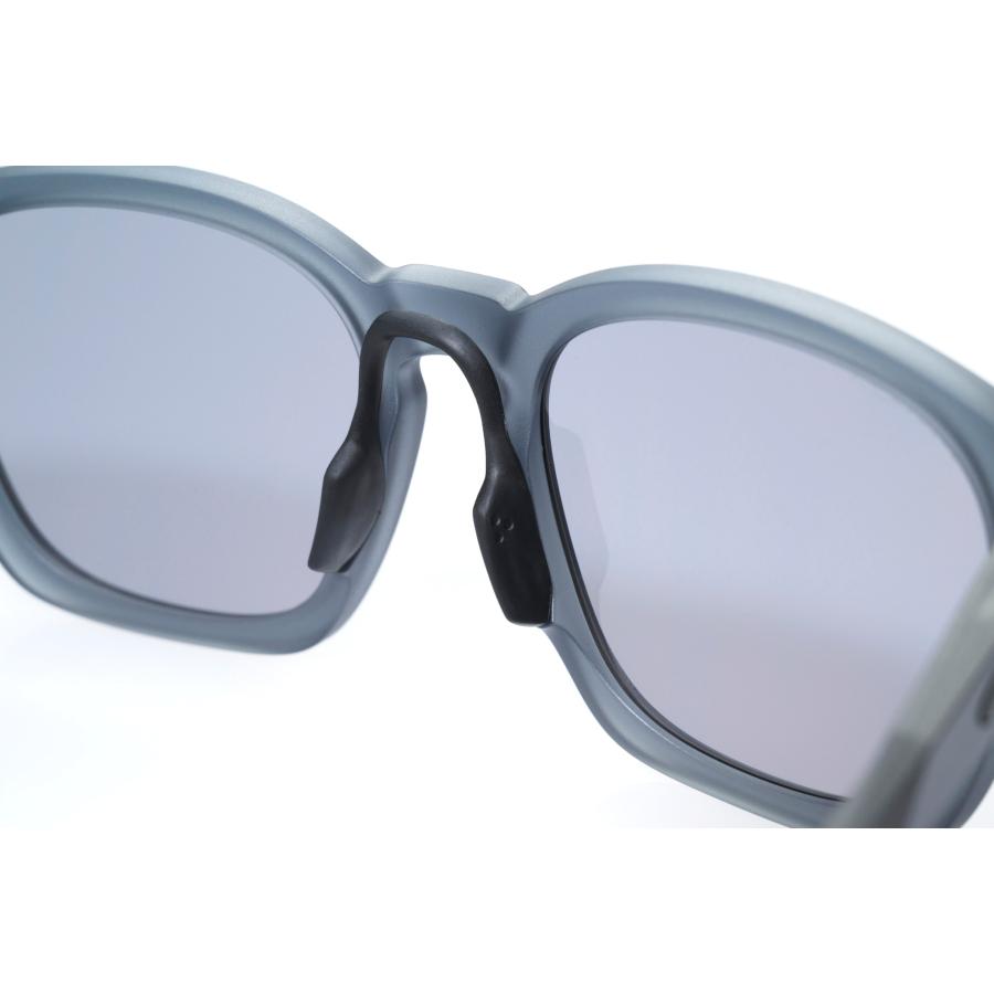 OAKLEY / サングラス/ウェリントン/セルロイド/グレー/メンズ/OO9507D-0452 OAKLEY（オークリー） シャックル oo9507d-0452 ローブリッジフィット