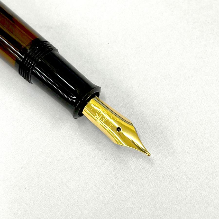 Pelikan（ペリカン） 万年筆 吸入式 クラシック M200 マーブル