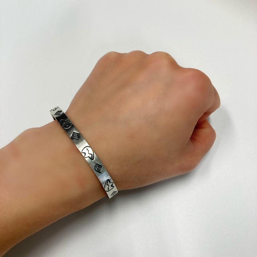 FIRST AMERICAN TRADERS/スターリングシルバー バングル FIRST AMERICAN TRADERS/スターリングシルバー バングル CG