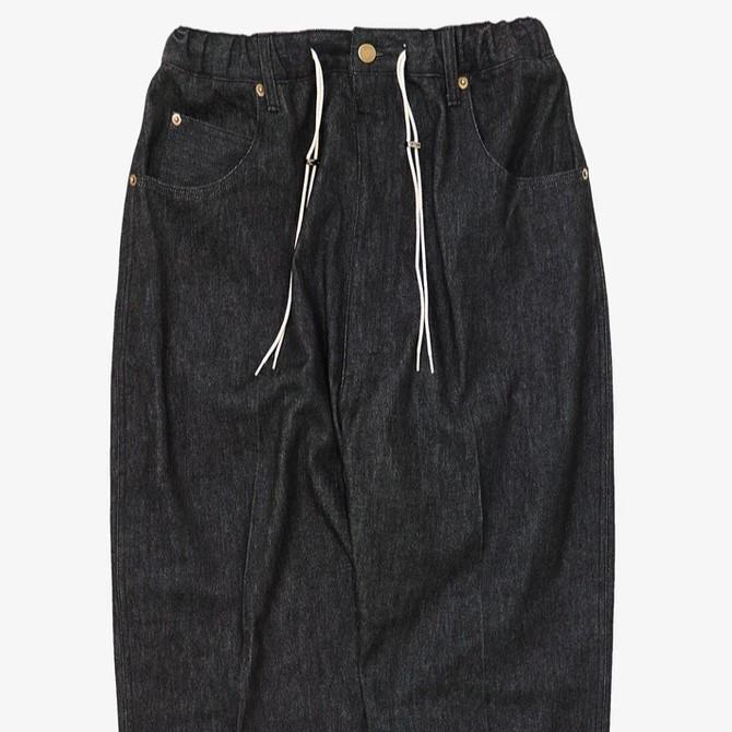 Sillage / pantalon cinq poches black denim one wash シアージ