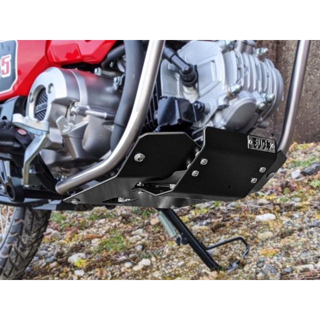 モリワキエンジニアリング MORIWAKI スキッドプレート BLACK CT125 20-22 64150-201S8-B0の画像